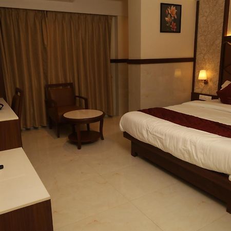 Hotel Prestige Residency Thane Exterior photo